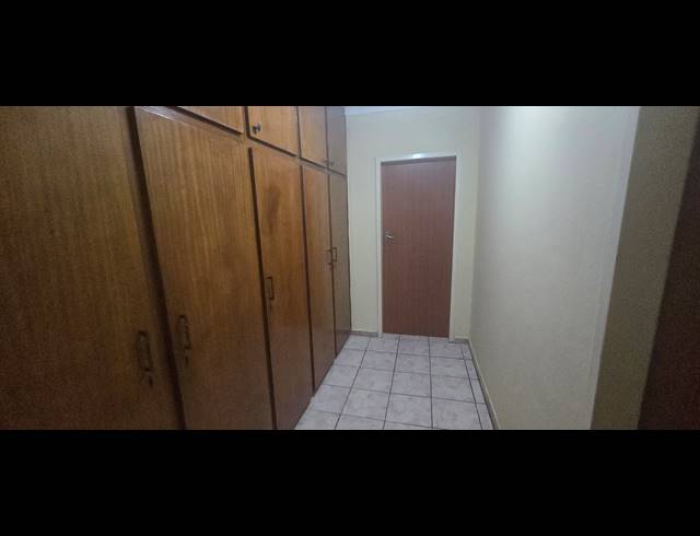 4 BEDROOM FREESTANDING FOR SALE IN FAUNA PARK